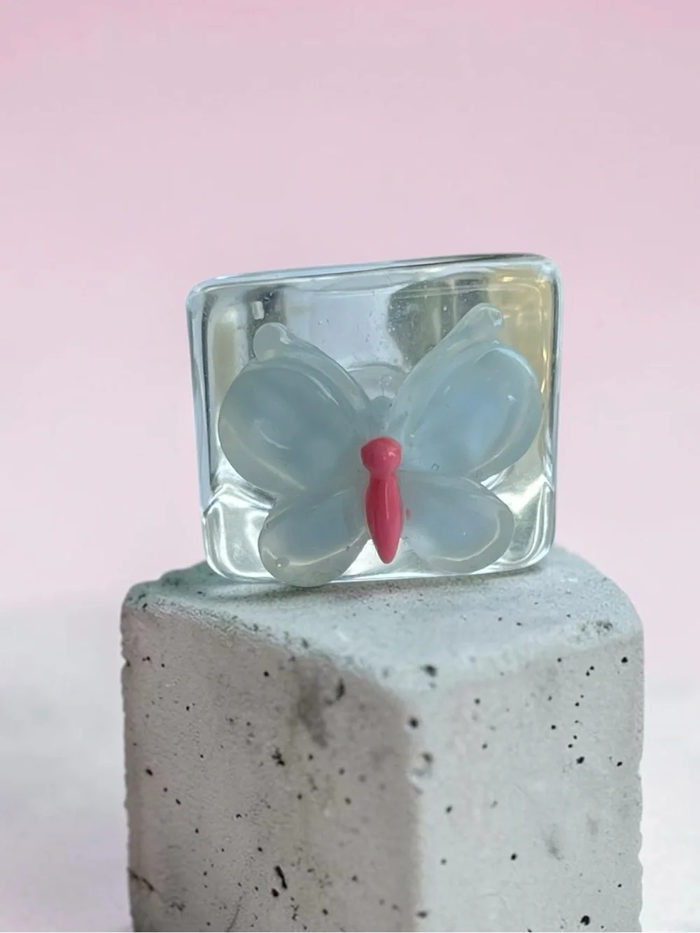 Clear Acrylic 3D Butterfly Statement Ring Lucite Style Size 8